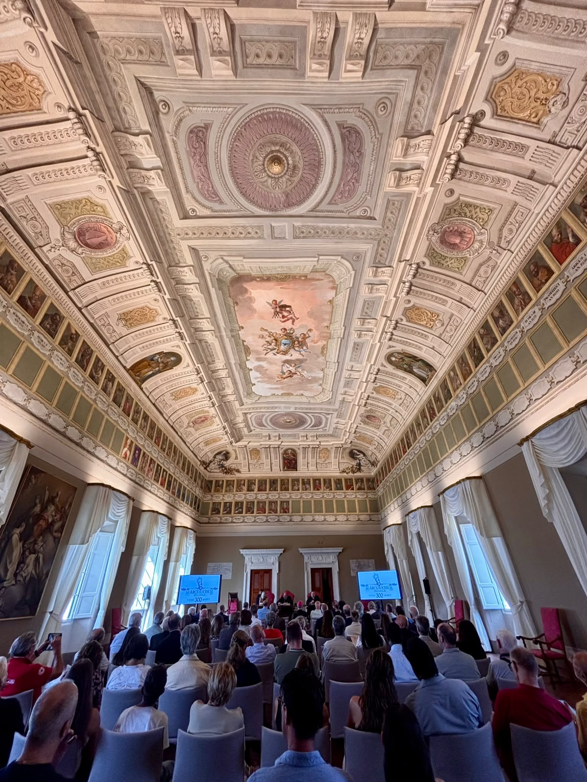 Salone del palazzo Arcivescovile